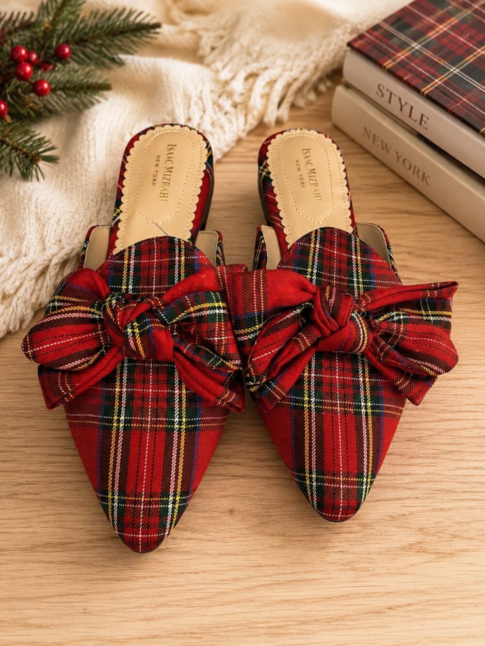 Isaac Mizrahi New York Red Plaid Bow Mules Slides Women's Size 8.5 Holiday